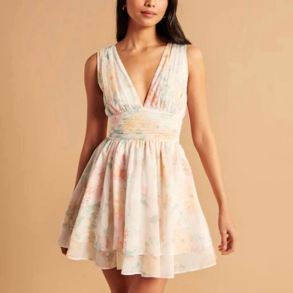 Abercrombie & Fitch Flirty Mini Dress - S